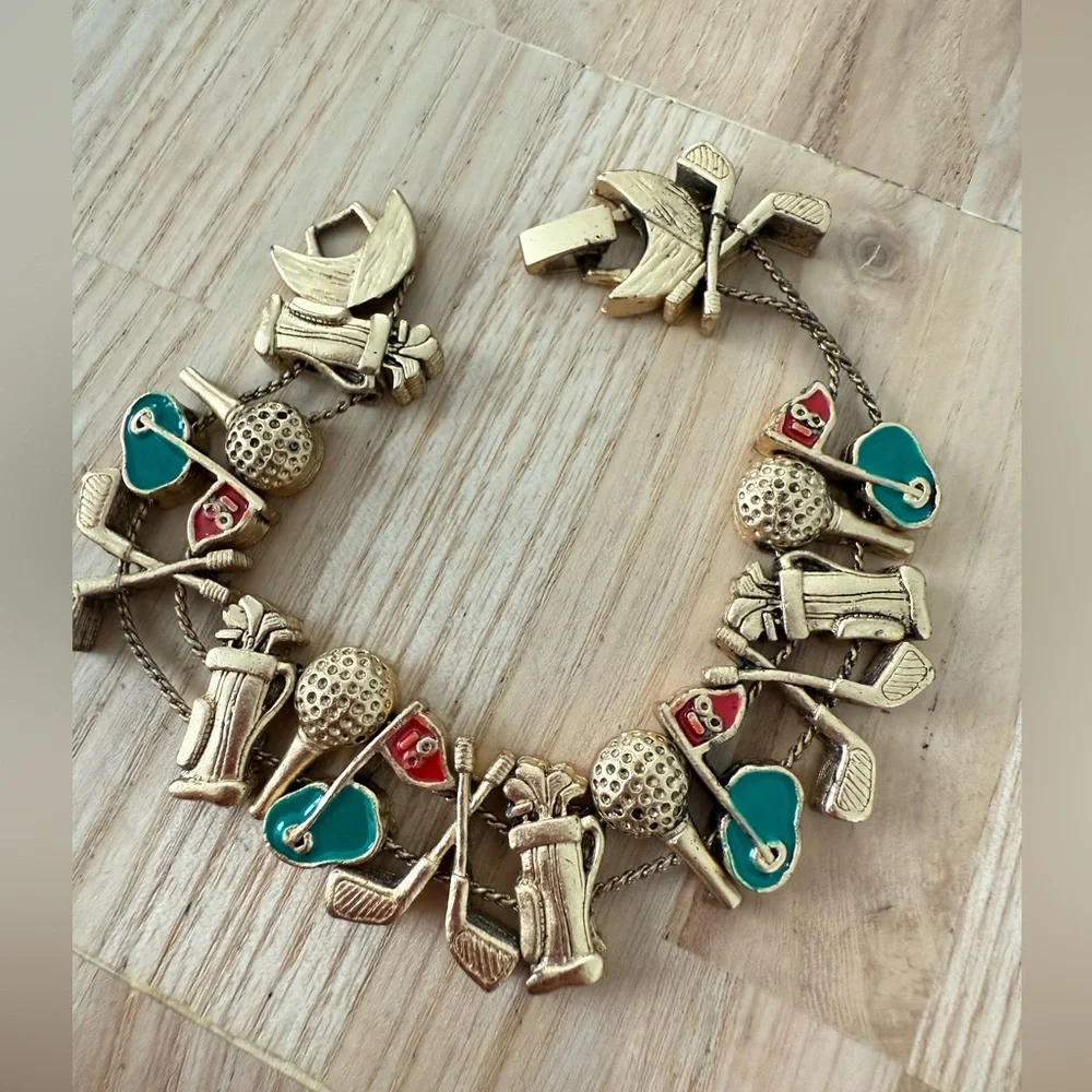 Vintage gold tone golf charm slider bracelet